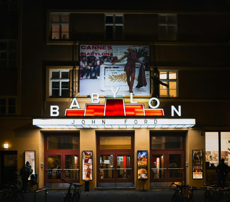 Escort berlin babylon kino night Escort berlin babylon kino night